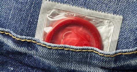 Fafanje brez kondoma Kurba Baoma